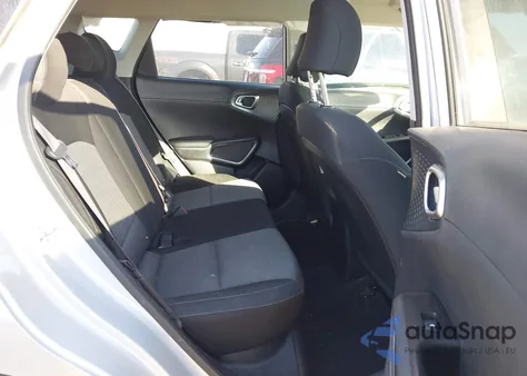 2021 Kia Soul S z USA, uszkodzony, nr VIN KNDJ23AU7M7747674